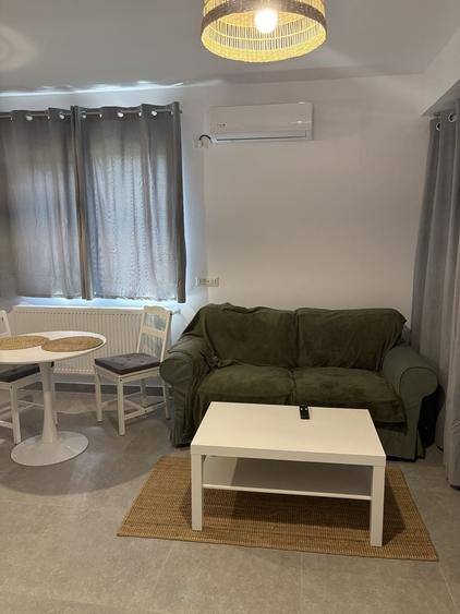 Apartament cu 6 camere în Central