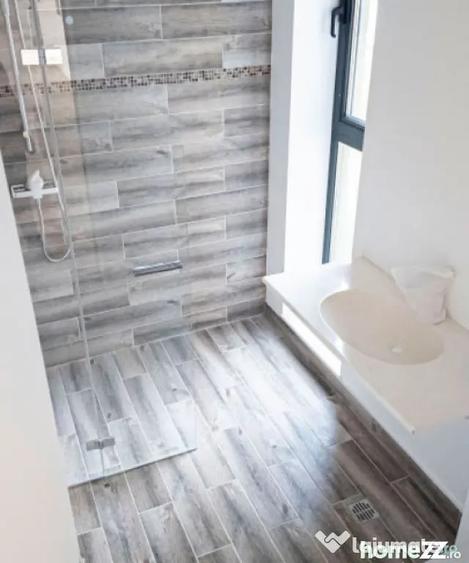 Apartament cu 4 camere decomandat în Vest
