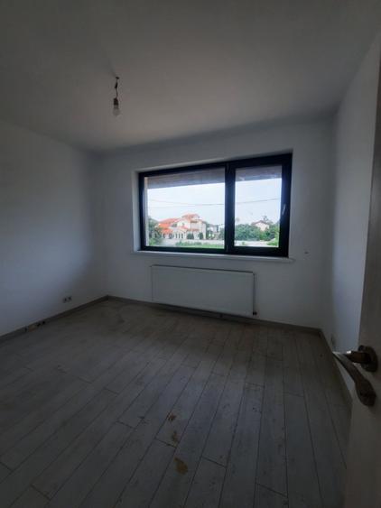 Mogosoaia duplex zona rezidentiala pret apartament - 5