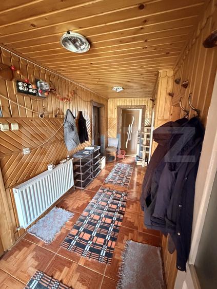Casă individuală cu 4 camere cu Canalizare în Exterior Vest