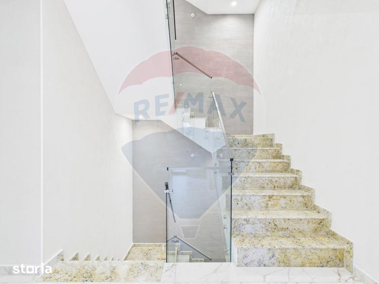 Apartament parter cu 3 camere, curte proprie in inima padurii - Sinaia - 9