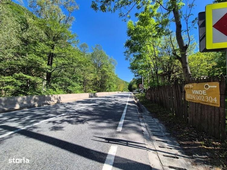 Casă cu 4 camere cu Teren 550 Mp în Central