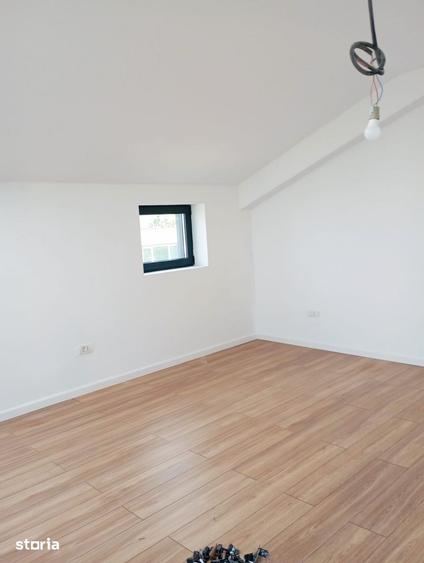 Vila Tunari str. Paris, 5 camere, curte 300 mp, 400 mp construiti - 7