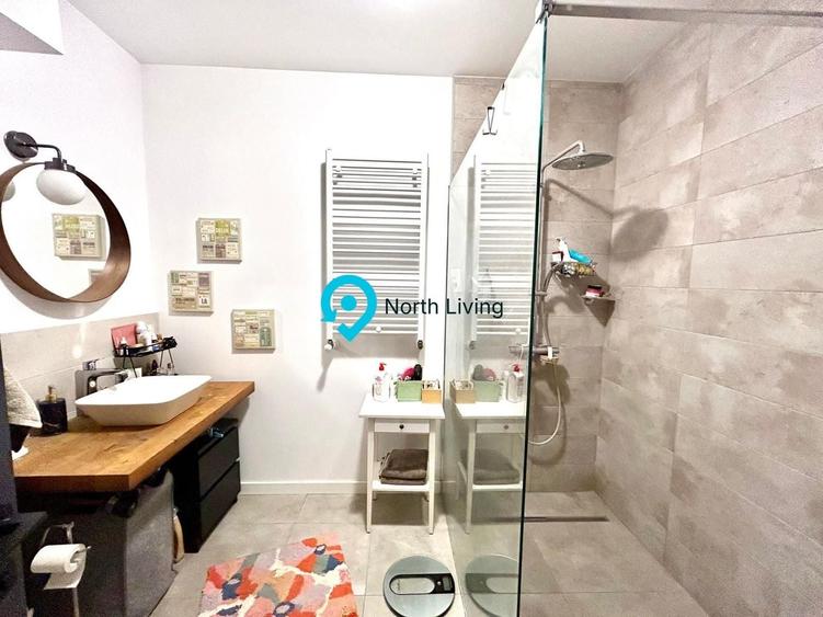 Penthouse cu 3 camere decomandat, mobilat în Titan