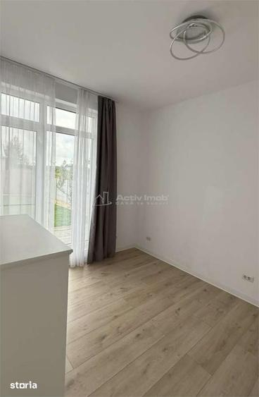 Casă cu 4 camere cu Teren 500 Mp în Corbeanca