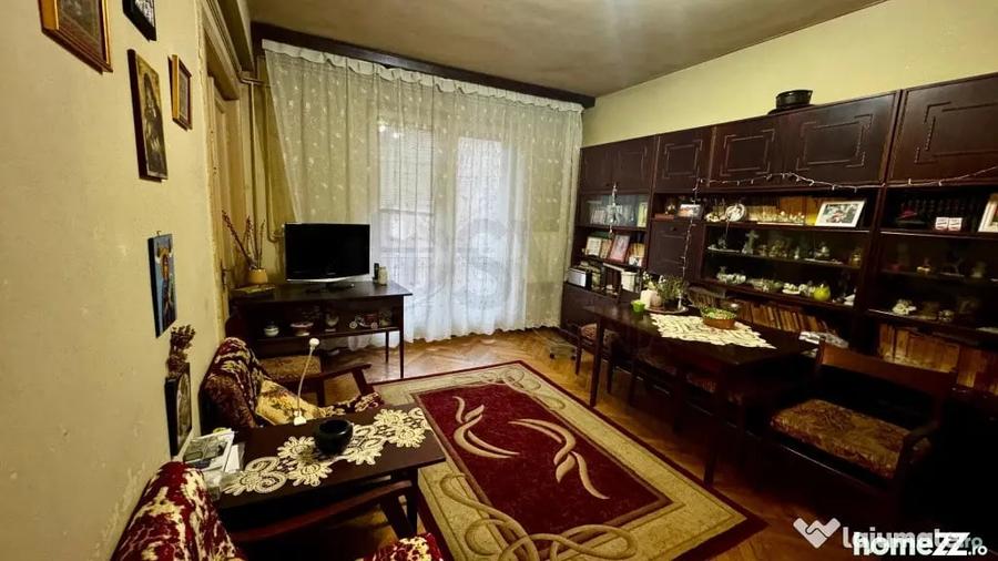 Apartament cu 2 camere decomandat în Ferentari