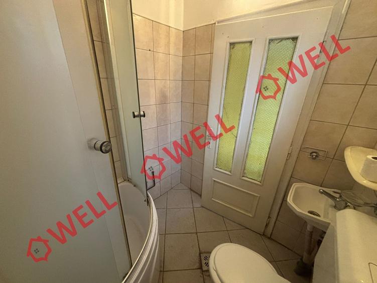 Casă individuală cu 3 camere cu Teren 456 Mp în Central