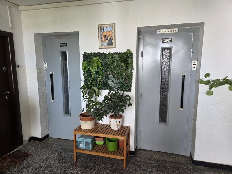 Apartament cu 2 camere decomandat în Drumul Taberei