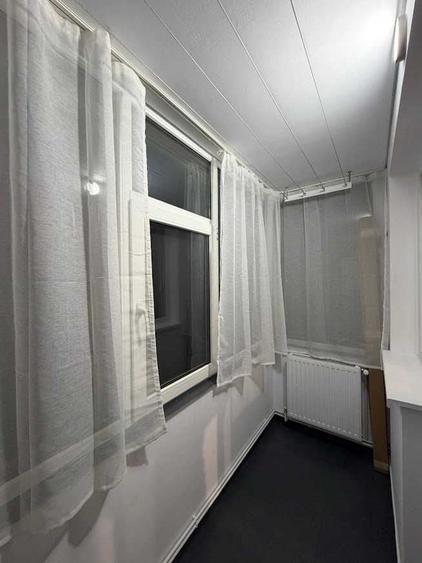 Apartament cu 2 camere semidecomandat în Podu Roș