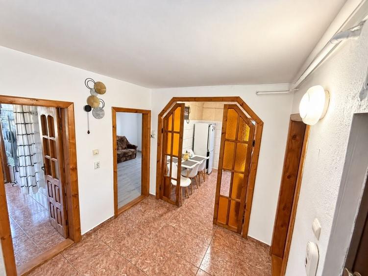 Apartament cu 2 camere decomandat în Micro 4