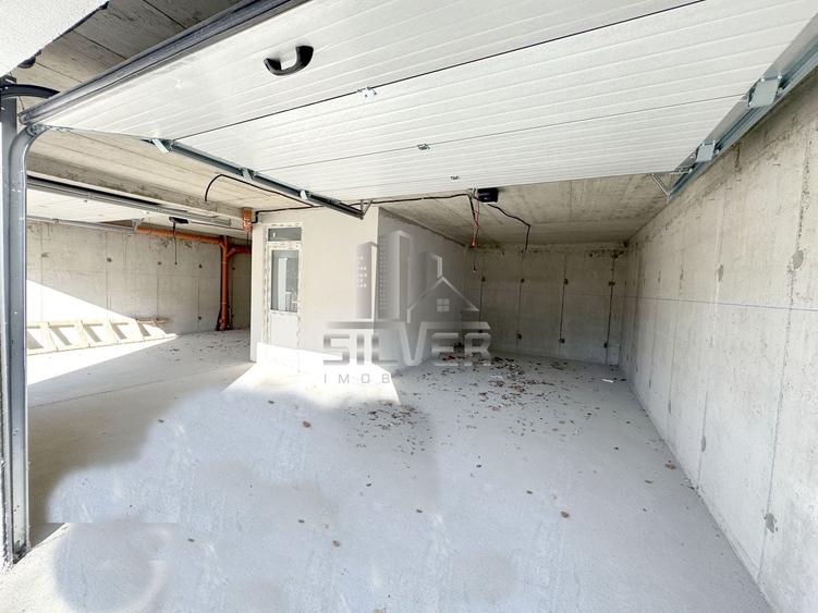 Duplex cu 4 camere cu Canalizare în Florești