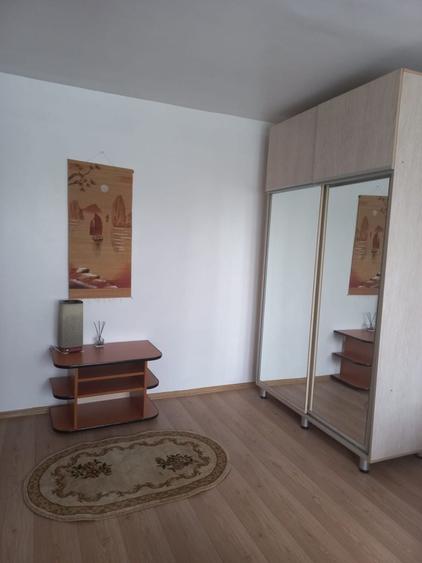 Garsonieră decomandată în Eroilor