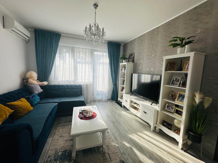 Apartament cu 3 camere decomandat în Chiajna