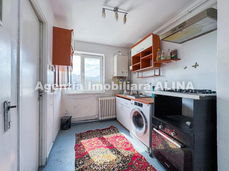 Apartament cu 2 camere semidecomandat în Piața Centrală