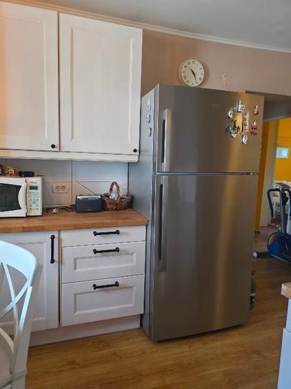 Apartament cu 2 camere decomandat, mobilat în Central