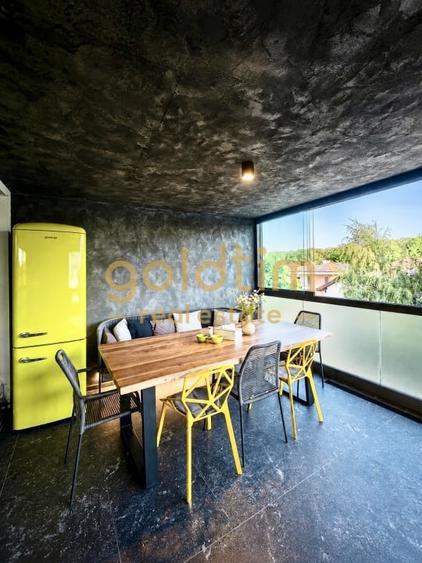 Apartament cu 4 camere decomandat, mobilat în Iancu Nicolae