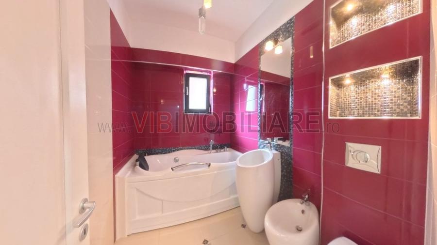 Apartament cu 2 camere semidecomandat, mobilat în Decebal