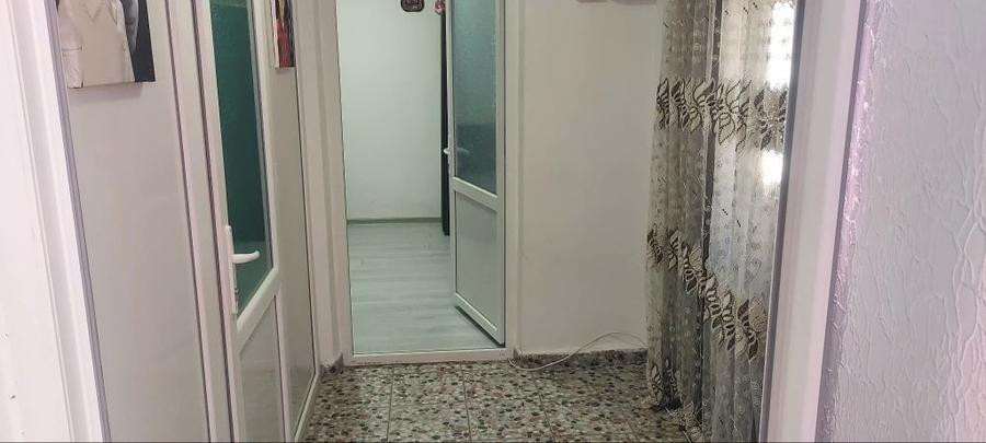 Casă cu 2 camere în Radomirești