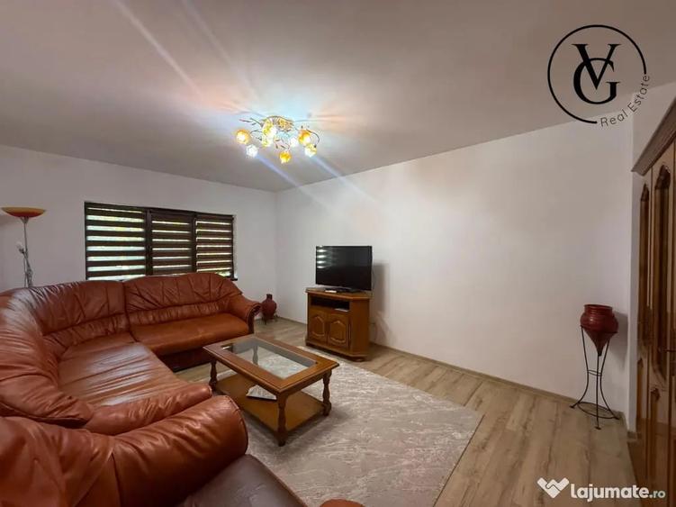 Apartament cu 3 camere decomandat în Faleza Nord