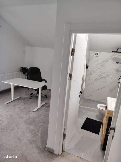 Casă cu 4 camere cu Teren 520 Mp în Ciolpani