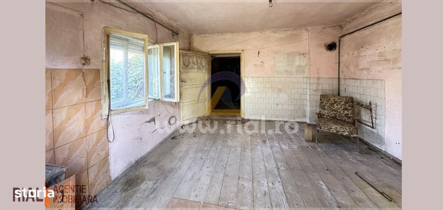 Casă cu 3 camere nedecomandat în Vitrometan