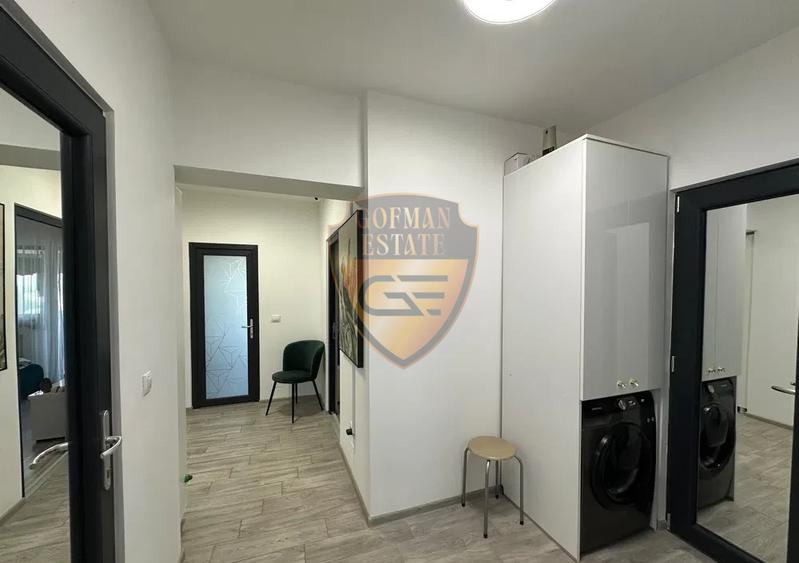 Apartament cu 4 camere decomandat, mobilat în Casa de Cultură