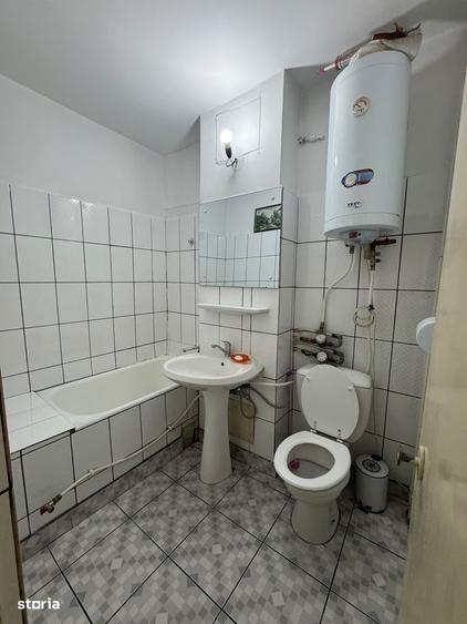 Garsonieră decomandată în Exterior Vest