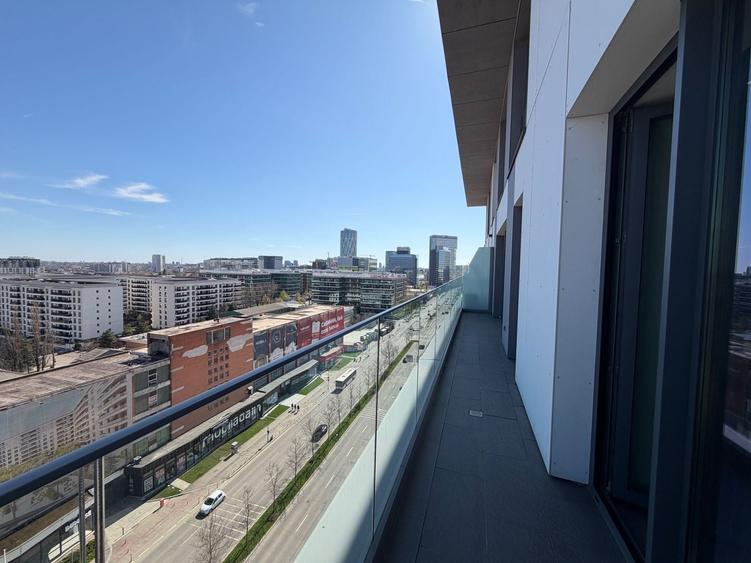 Apartament cu 3 camere decomandat, mobilat în Aviației