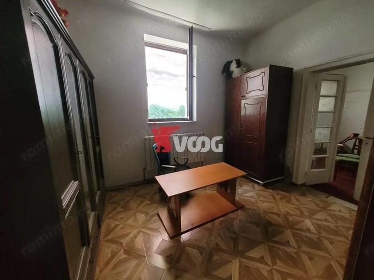 Casa cu 5 Apartamente de Vanzare Langa Pia?a Traian - 1