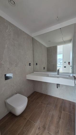 Apartament cu 2 camere decomandat în Aviației