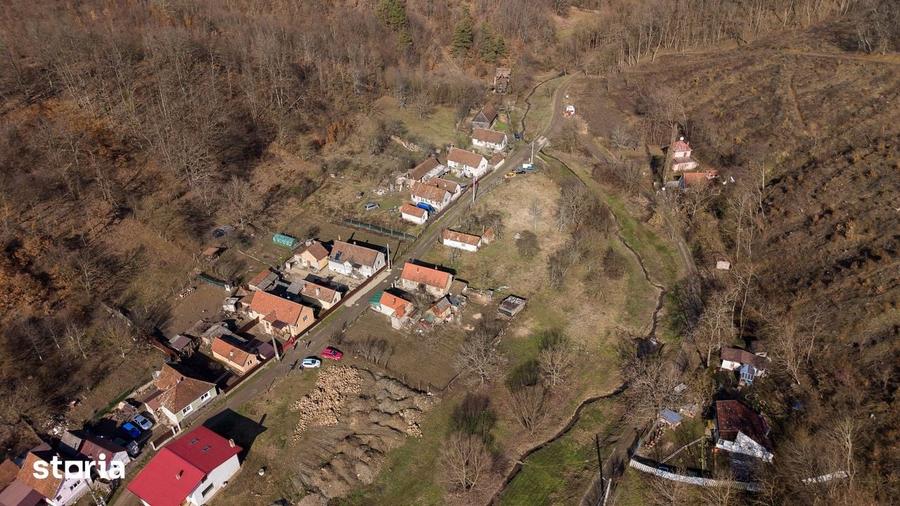 Teren intravilan de 302 mp in localitatea ?oimo? - 13