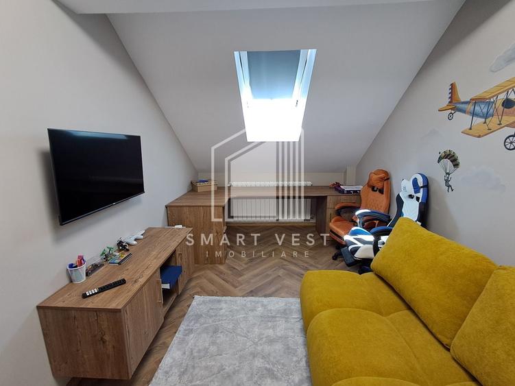Apartament cu 3 camere decomandat, mobilat în Central