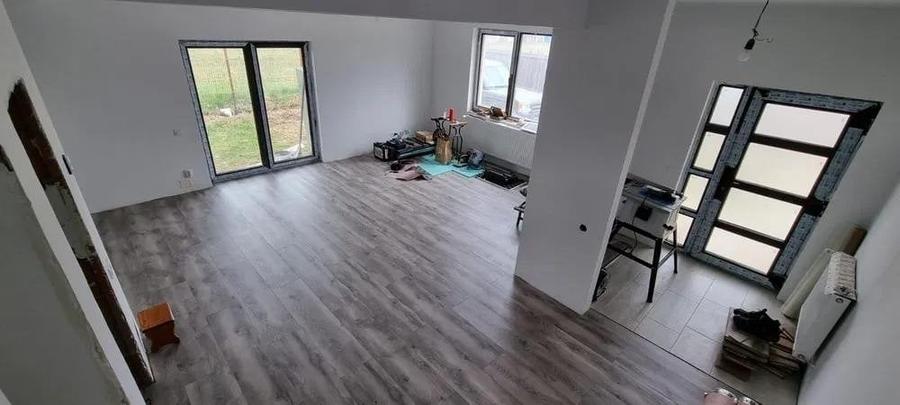 Casă individuală cu 4 camere cu Teren 350 Mp în Gilău