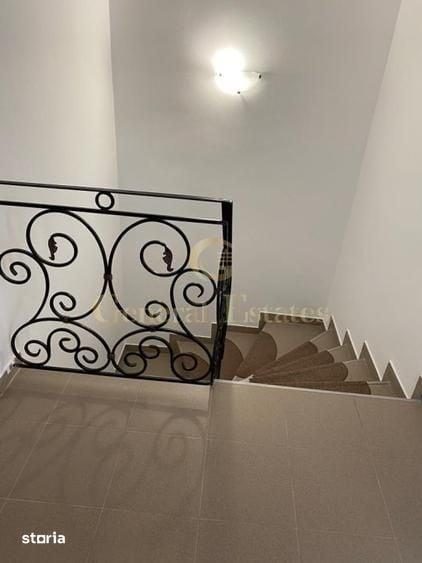 Casă cu 4 camere cu Teren 350 Mp în Dârste