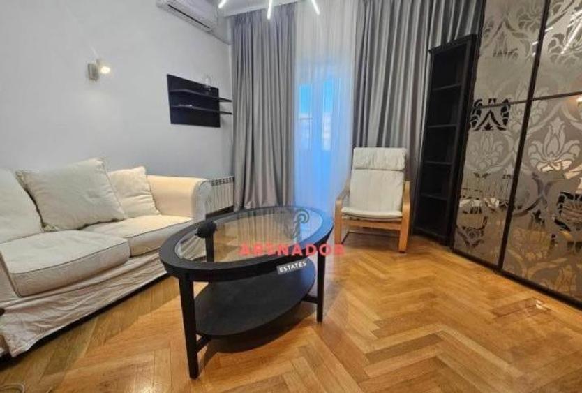 Apartament cu 2 camere, mobilat în Titan