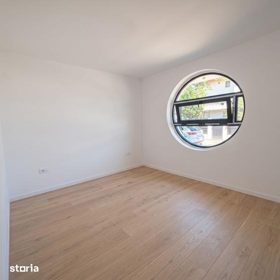 Casă cu 4 camere cu Teren 650 Mp în Central