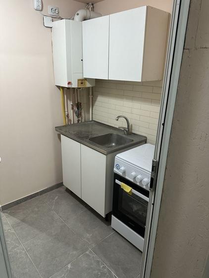 Casă cu 3 camere cu Teren 120 Mp în Dumbrăvița