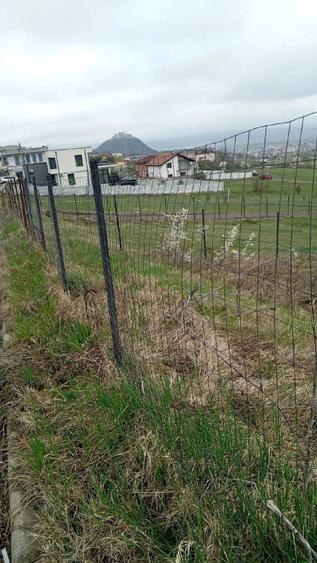 Teren de 480 mp, în Vulcan