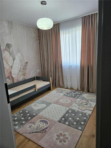Duplex cu 4 camere cu Canalizare în Moșnița Nouă