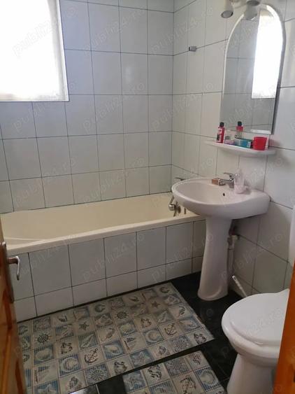 Casă cu 6 camere cu Teren 321 Mp în Central