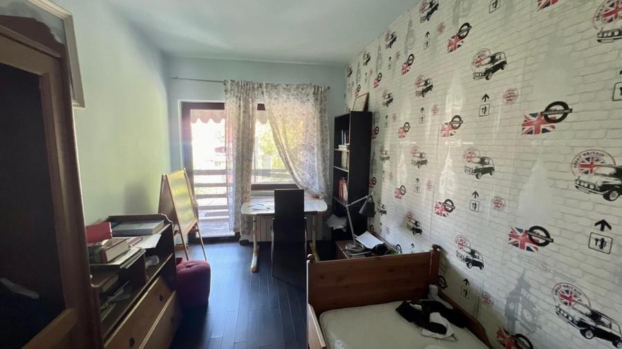 Casă individuală cu 5 camere cu Canalizare în Floreasca