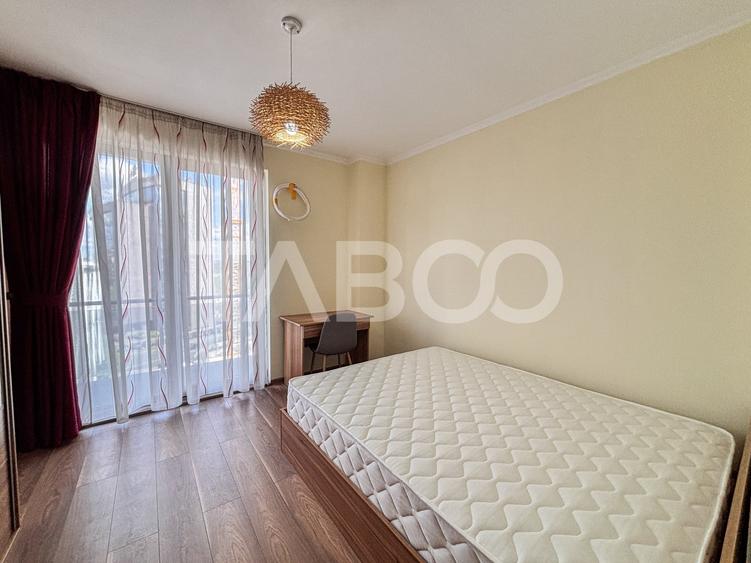Apartament cu 3 camere semidecomandat, mobilat în Gheorgheni