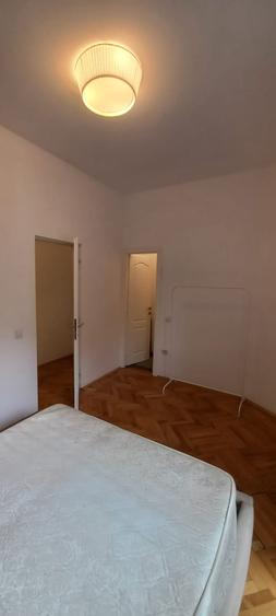 Apartament cu 4 camere decomandat în Rosetti