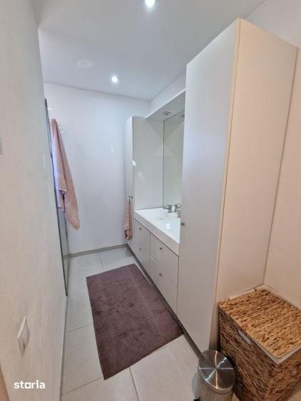Casă cu 4 camere cu Teren 700 Mp în Central