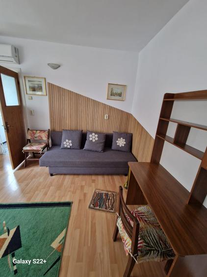 Garsonieră decomandată în Tineretului