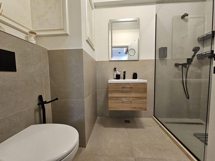 Apartament cu 2 camere decomandat, mobilat în Nord