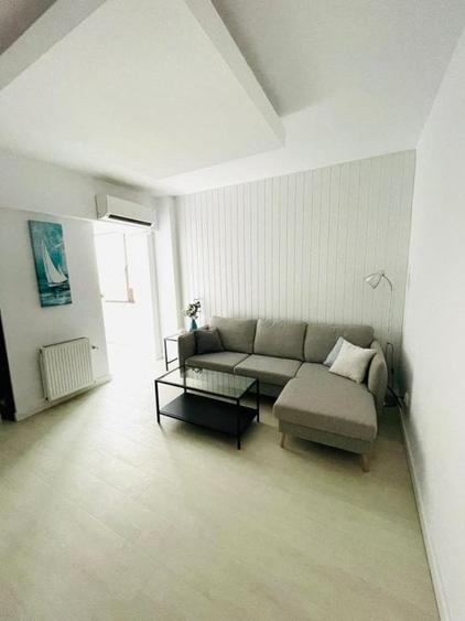 Apartament cu 2 camere semidecomandat în Regina Elisabeta