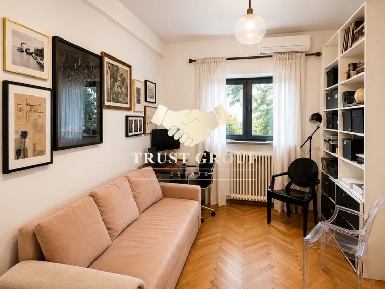 Apartament cu 2 camere decomandat, mobilat în P-ța Victoriei