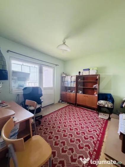 Apartament cu 4 camere semidecomandat în Câmpia Turzii
