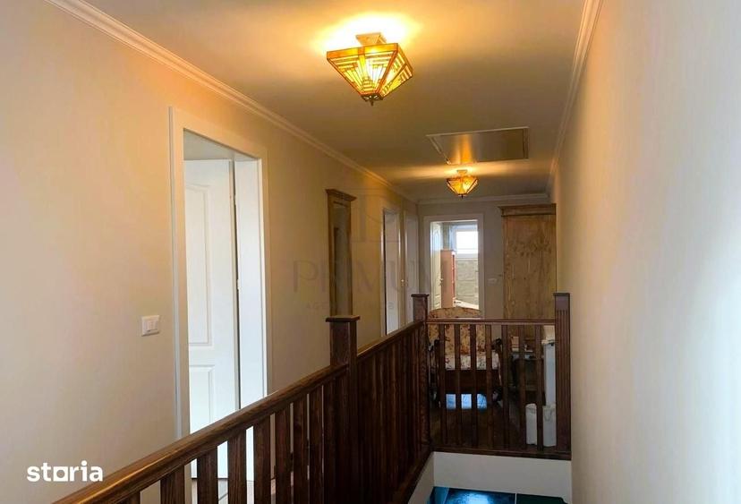 Casă cu 4 camere cu Teren 250 Mp în Sânmihaiu Român